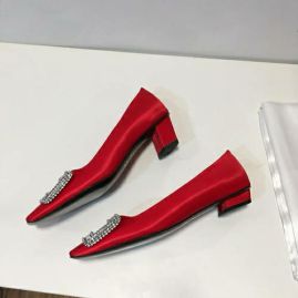 Picture of Roger Vivier Shoes Women _SKUfw132587470fw